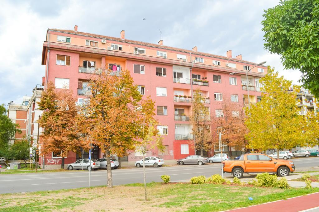 Apartment Riverside Gem Novi Sad Exterior photo